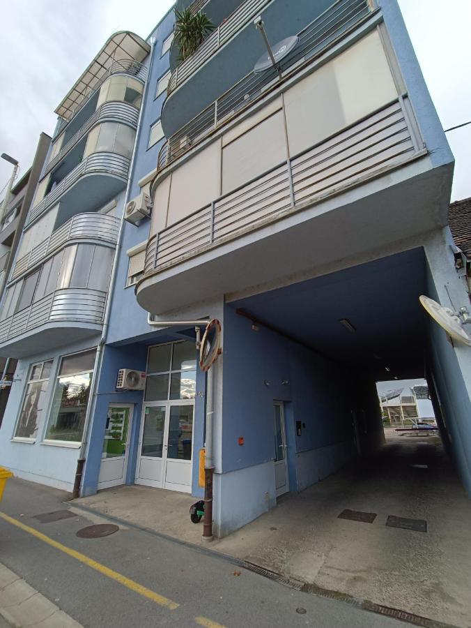 Arena Apartment Osijek Luaran gambar